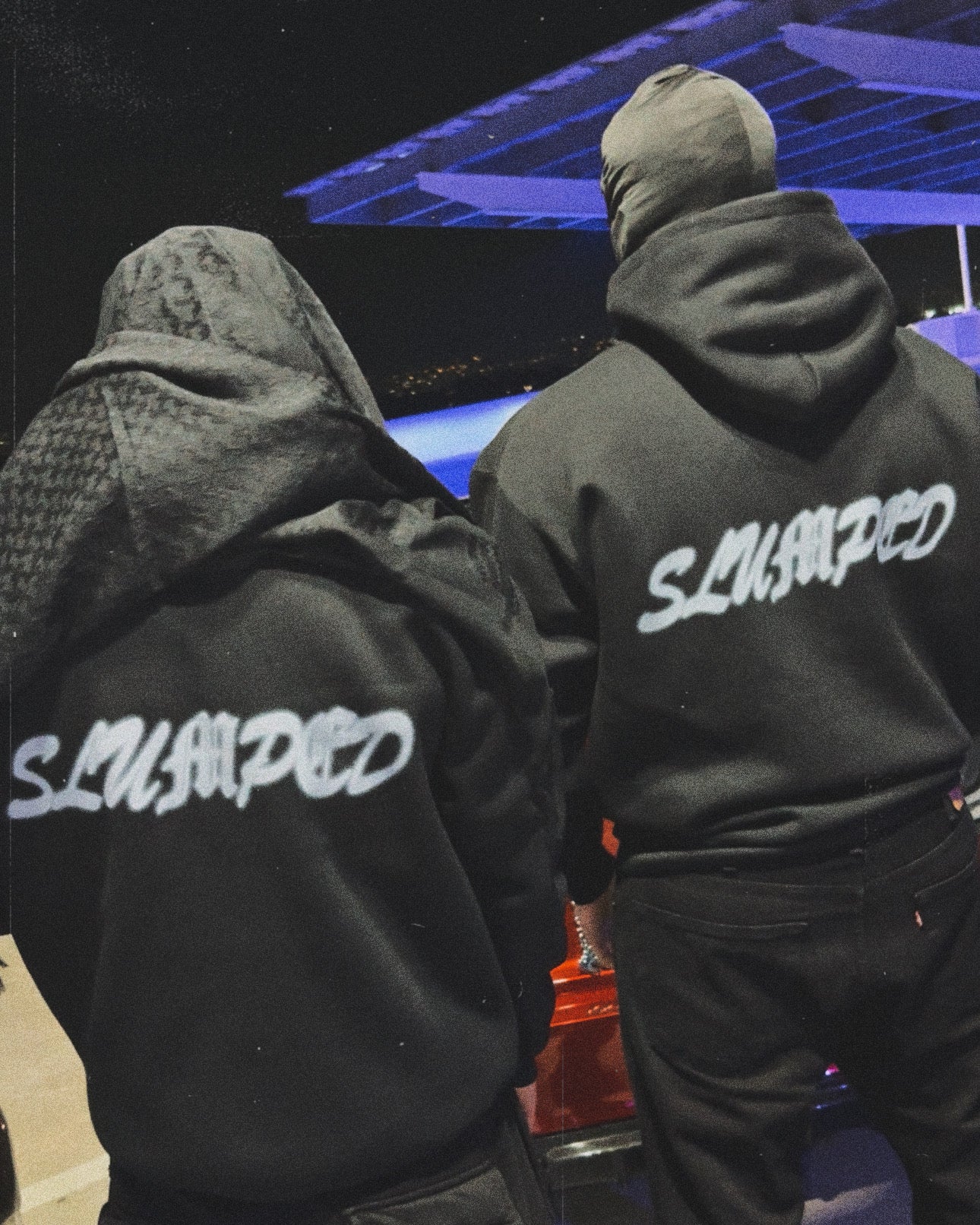 COZY SLUMPED HOODIE 🎱